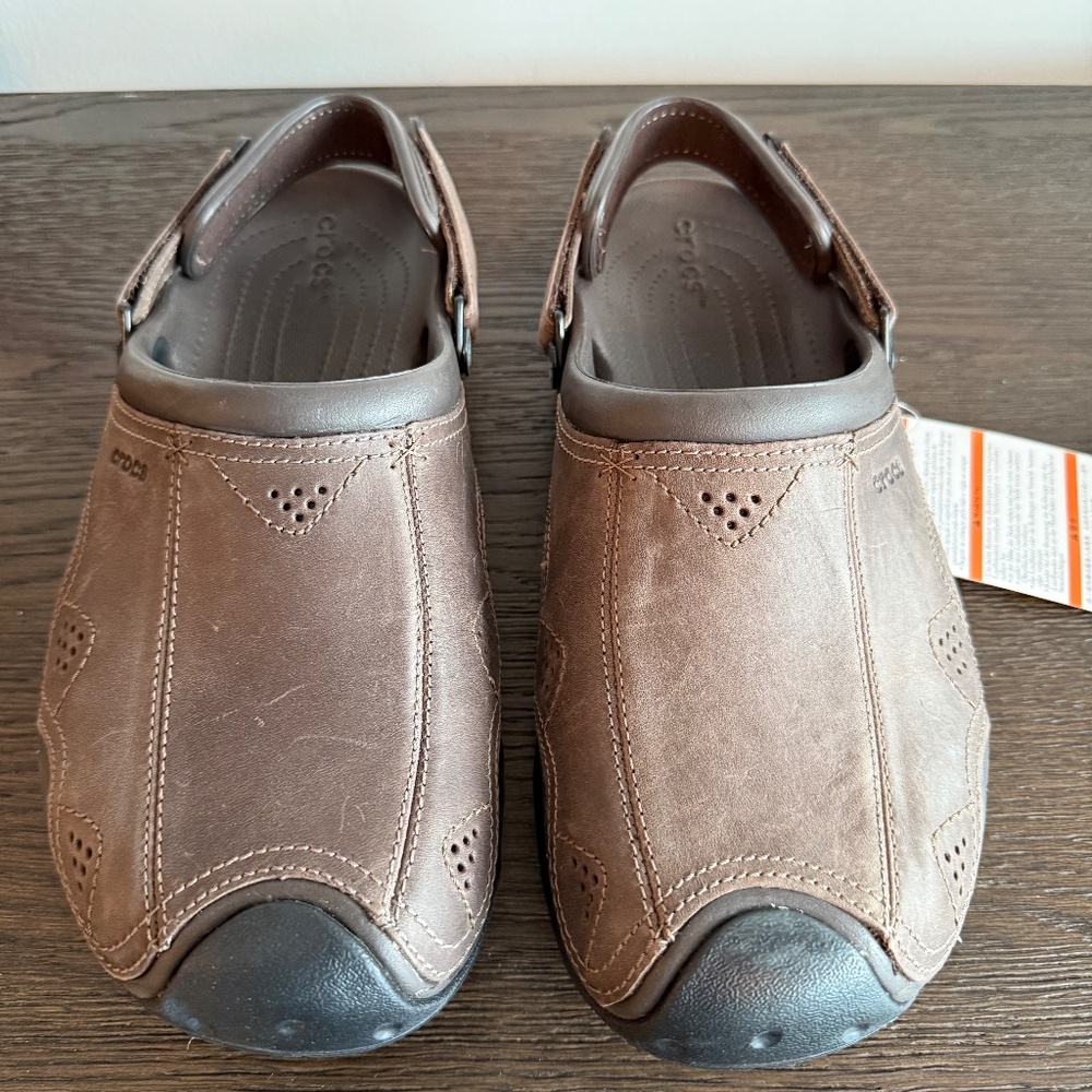 New Crocs - Picture 2 of 3